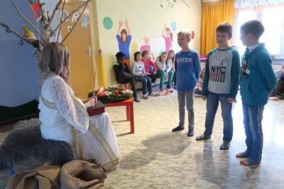 Foto des Albums: Das Christkind besucht uns in der Kita 2019