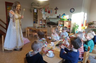 Foto des Albums: Das Christkind besucht uns in der Kita 2019