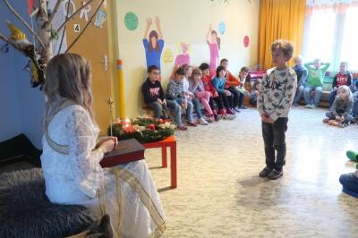 Foto des Albums: Das Christkind besucht uns in der Kita 2019