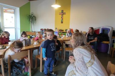 Foto des Albums: Das Christkind besucht uns in der Kita 2019