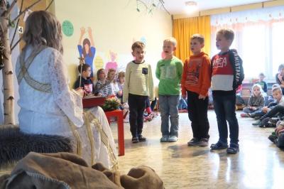 Foto des Albums: Das Christkind besucht uns in der Kita 2019