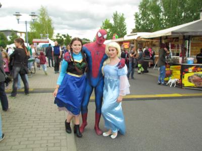 Anna, Elsa und Spiderman 
