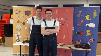 Foto des Albums: The Ridiculous Rhyme Show - BBC Theatre