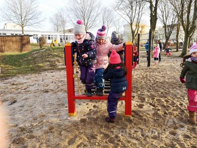 Foto des Albums: Balancierstrecke und Kletterbogen