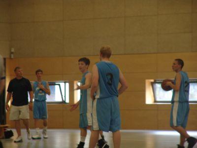 Foto des Albums:  Testspiel des USV Potsdam gegen amerikanische Highschool-Auswahl (08.08.2008)