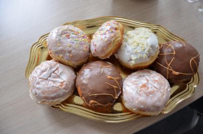 Weiberfastnacht in der Kreisverwaltung OSL (Foto: Landkreis/Werner)   (Bild vergr&ouml;&szlig;ern)