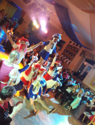 Foto des Albums: 5. Weiberfastnacht - HCC und ZCV 2020