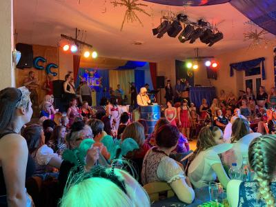 Foto des Albums: 5. Weiberfastnacht - HCC und ZCV 2020
