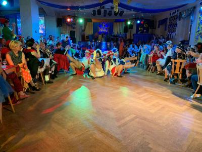 Foto des Albums: 5. Weiberfastnacht - HCC und ZCV 2020