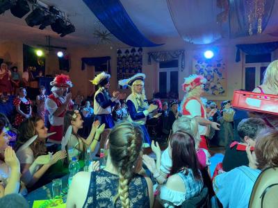 Foto des Albums: 5. Weiberfastnacht - HCC und ZCV 2020