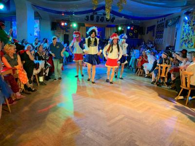 Foto des Albums: 5. Weiberfastnacht - HCC und ZCV 2020