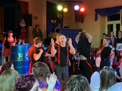 Foto des Albums: 5. Weiberfastnacht - HCC und ZCV 2020