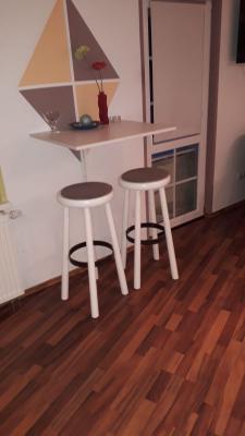 Ferienwohnung Nies - Essplatz  (Bild vergr&ouml;&szlig;ern)