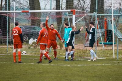 Foto des Albums: 19. Spieltag Häsener SV - SG Eintracht Bötzow II