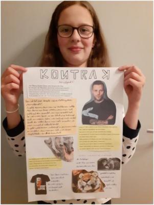 Lory und ihr Musikplakat 