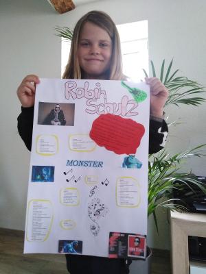 Loreley und ihr Musikplakat - Toll gemacht! 