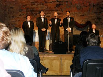 Foto des Albums: Konzert mit Java-Five in der Schlossruine Dahme/Mark (24.08.2008)