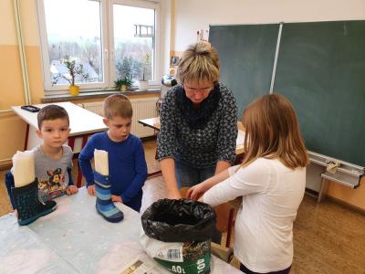 Arbeit mit dem Bildungshaus  (Bild vergr&ouml;&szlig;ern)