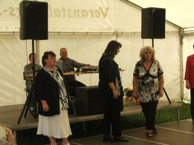 Foto des Albums: 1. Kümmernitztaler Gemeindefest - Die Modenschau in Buckow (23. 08. 2008)
