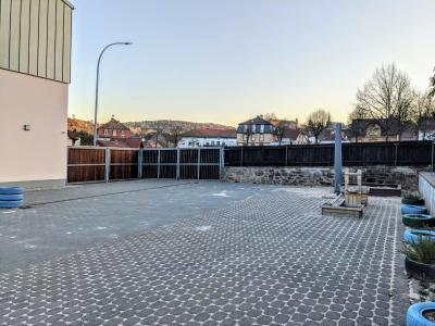 Au&szlig;enbereich Kita Kleine Schatzkiste Ortenberg  (Bild vergr&ouml;&szlig;ern)