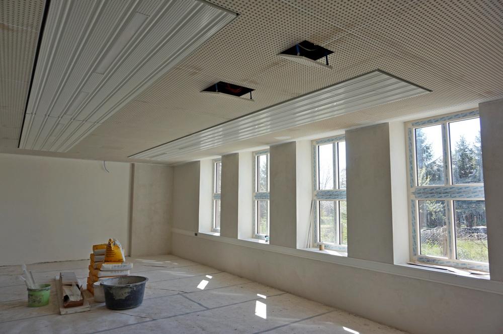 Bild: 23.04.2020 Klassenzimmer mit neuen Fenstern und Multifunktionsdecken