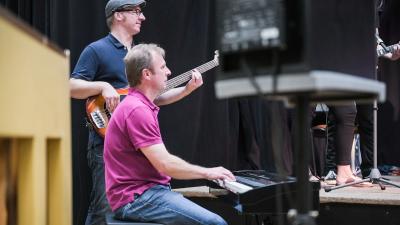 Markus Eichler mit Volker Halblaub bei den Video- und Tonaufnahmen 