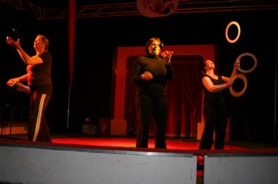 Foto des Albums: Zirkusprojekt – Der Zirkus kommt in die Schule!