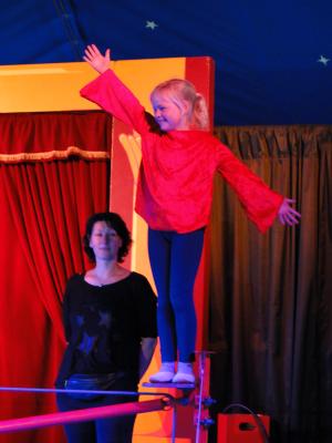 Foto des Albums: Zirkusprojekt – Der Zirkus kommt in die Schule!