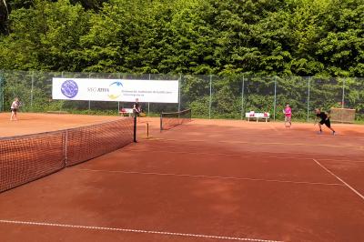und dann geht&acute;s trotzdem irgendwann los mit dem Tennis 