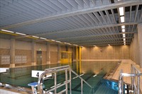 Schwimmbad  (Bild vergr&ouml;&szlig;ern)
