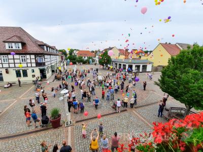 Foto des Albums: Bunte Ballons "statt Fest"