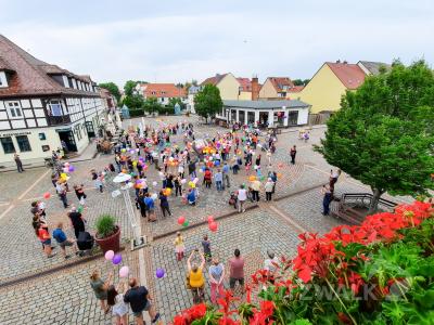 Foto des Albums: Bunte Ballons "statt Fest"