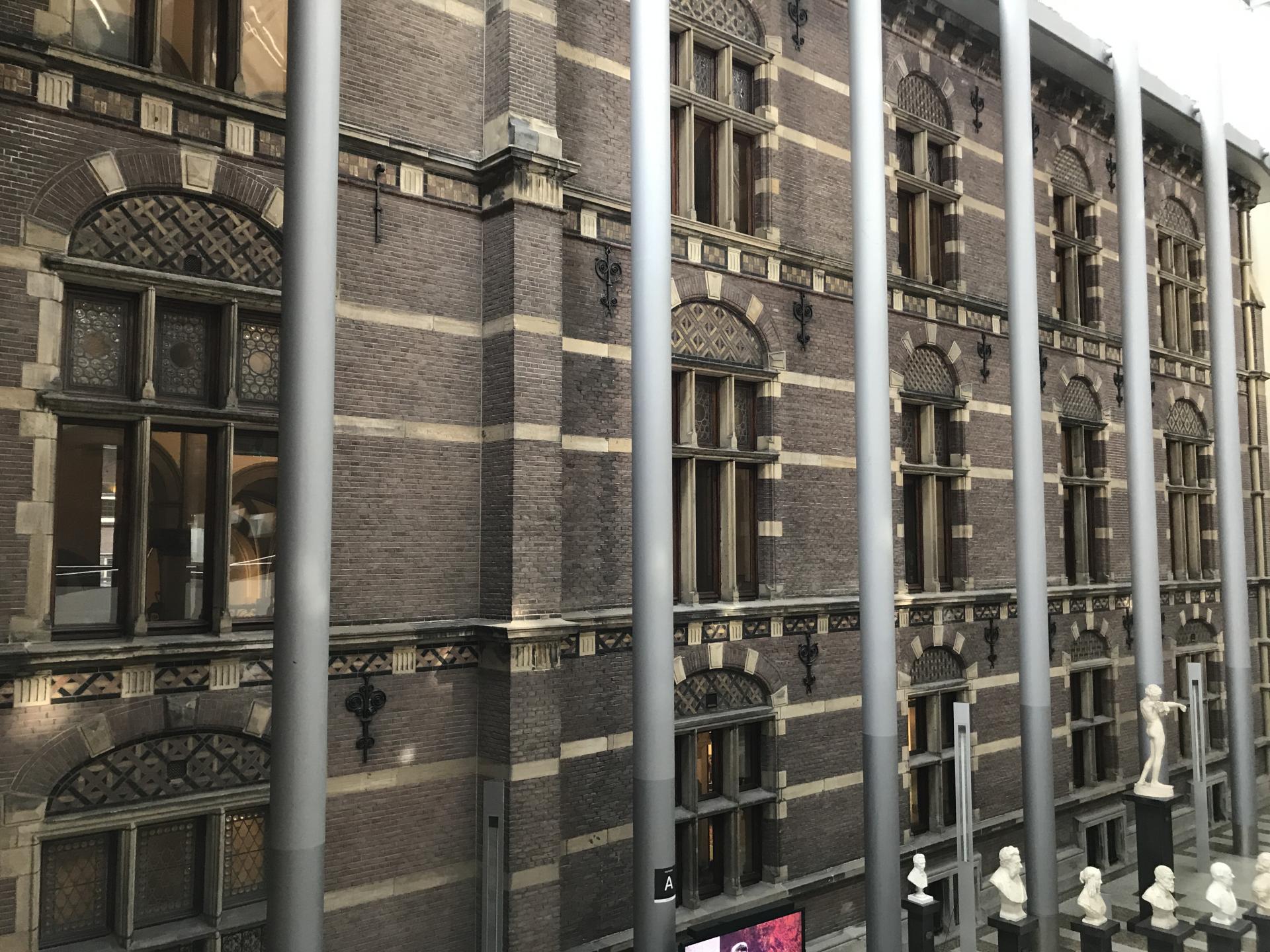 Bild: Binnenhof (so wird das Parlamentsgebäude genannt)