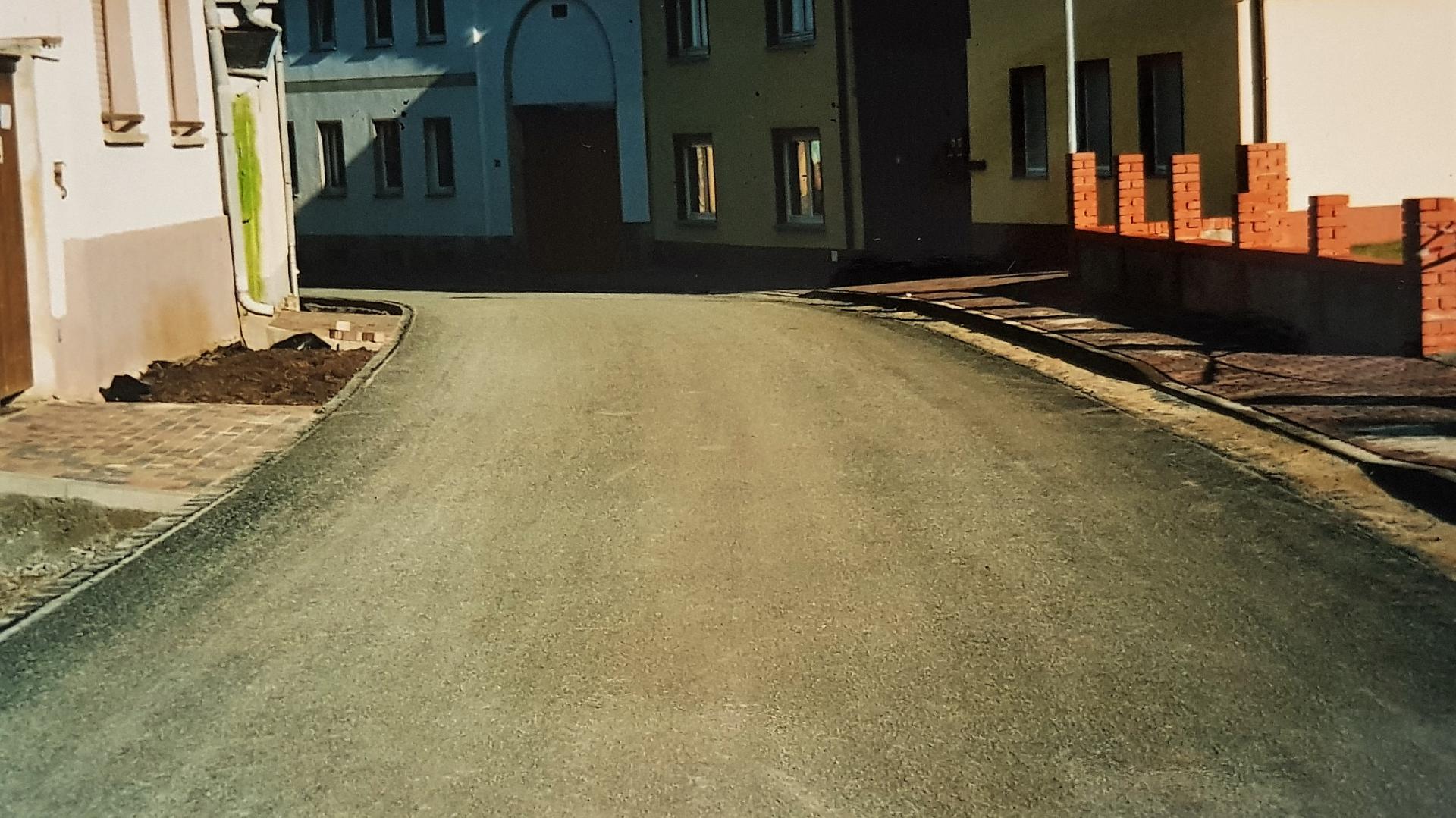 Bild : Neustadt-September 2002-mit Strassendecke