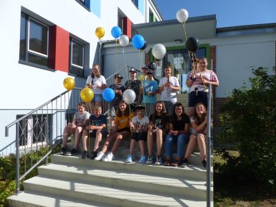 Foto des Albums: Geschafft - Abschluss Klasse 6 2020