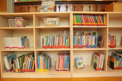 Foto des Albums: Schulbücherei