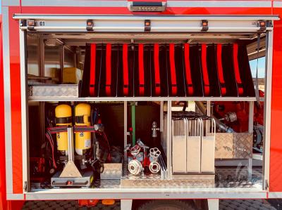 Foto des Albums: Leistungsfähiges Löschfahrzeug für Kemnitz