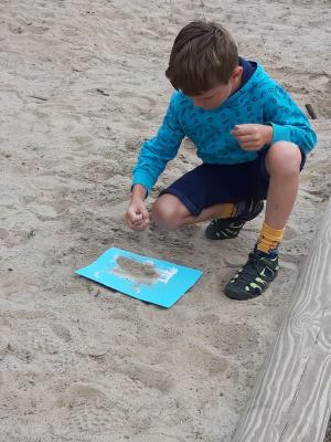 Foto des Albums: Sandbilder Notbetreuung Klasse 1b