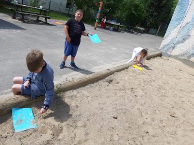 Foto des Albums: Sandbilder Notbetreuung Klasse 1b
