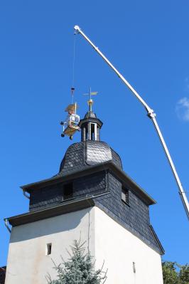Foto des Albums: Kirchturm in Blankenburg bekommt Kirchknopf am 17.07.2020