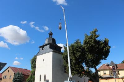 Foto des Albums: Kirchturm in Blankenburg bekommt Kirchknopf am 17.07.2020