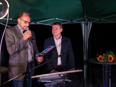 Die B&uuml;rgermeister der Gemeinden Hutthurm (Christian Gr&uuml;nberger) und B&uuml;chlberg (Josef Hasen&ouml;hrl)   (Bild vergr&ouml;&szlig;ern)