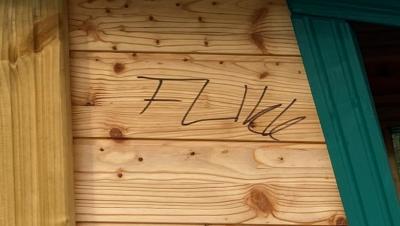 Foto des Albums: Schmierereien und Graffitis in Grasleben