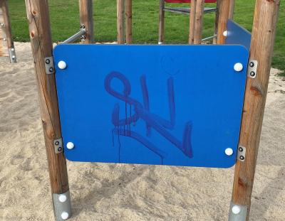Foto des Albums: Schmierereien und Graffitis in Grasleben