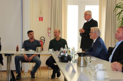 Foto des Albums: Getreiderundfahrt des Landvolks Niedersachsen im Landkreis Uelzen