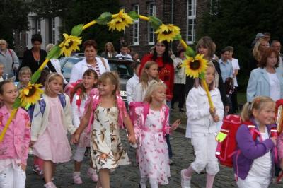 Bild: Umzug der Einschüler