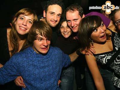 Foto des Albums: Semesteranfangsparty des Pub-a-la-Pub im Lindenpark - Serie 2 (15.10.2008)