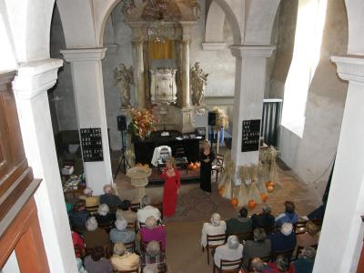 Foto des Albums: Schaustelle Stadtkern -Die Klosterkirche der Karmeliter am "Ku' damm" von Dahme (18.10.2008)
