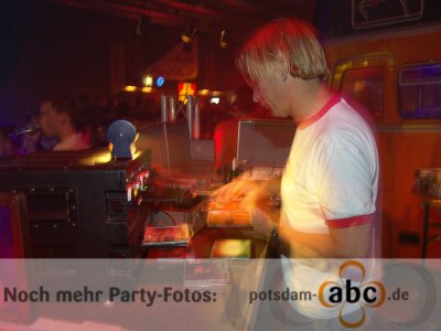 Foto des Albums: Uni-Royal im Lindenpark (30.06.2004)