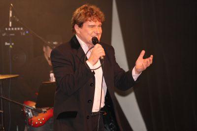 Foto des Albums: Konzert: Frank Schöbel im Nikolaisaal (26.11.2008)